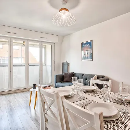 2 Bedrooms, Tv & Wifi *