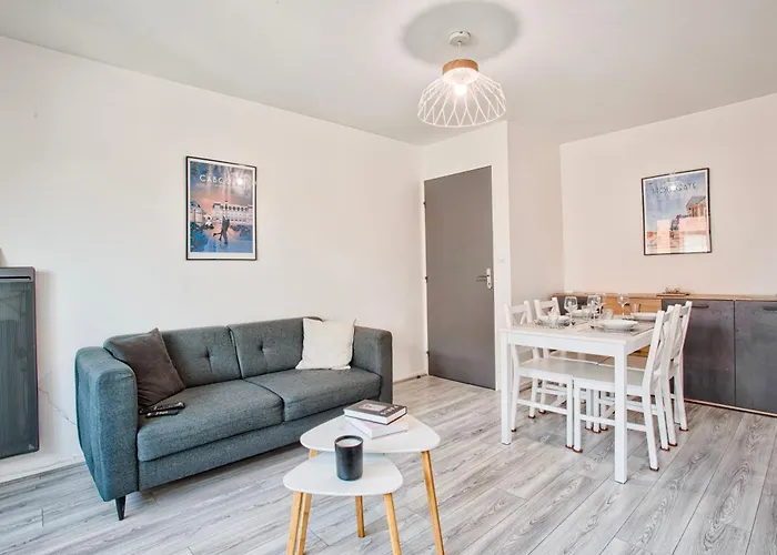 2 Bedrooms, Tv & Wifi Διαμέρισμα *